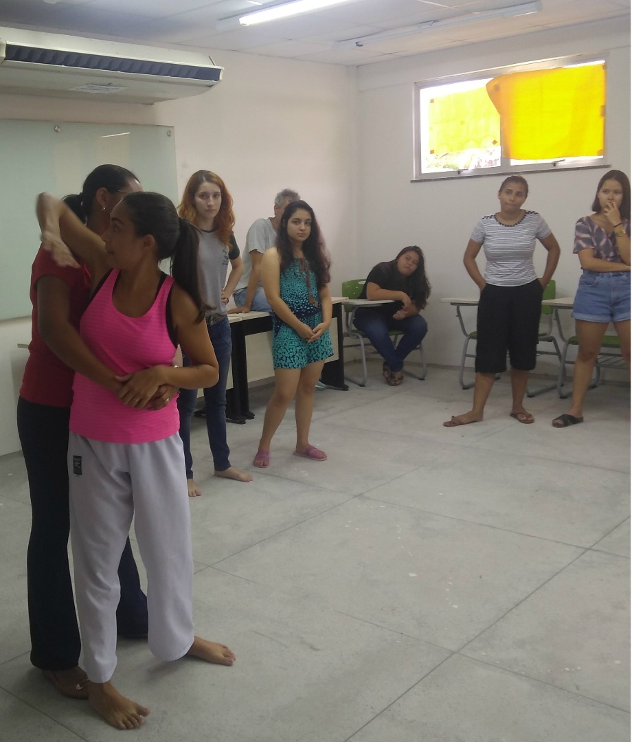 demonstração Marilia Krav Maga1.jpg