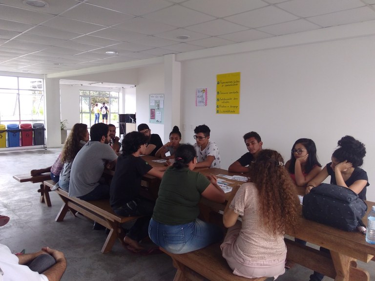 Roda conversa bullying 2019 B tarde.jpg