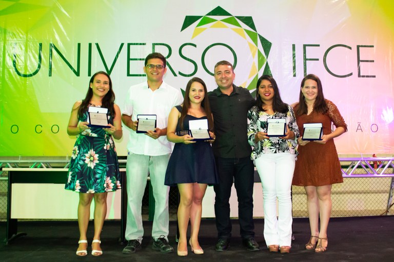 V Encontro dos Ex-alunos V Encontro dos Ex-alunos