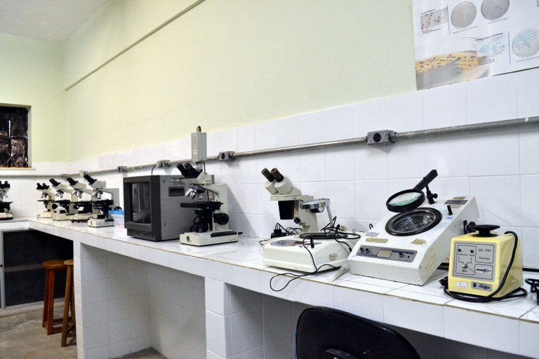 Lab Analises Microbiologicas de Aguas  e Afluentes- LAMAE.JPG