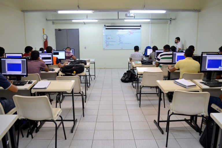 Lab de Informatica.JPG