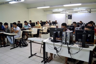 Lab de Informatica2.JPG Lab de Informatica2.JPG