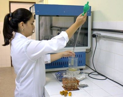 Lab de tecido vegetal.jpeg Lab de tecido vegetal.jpeg