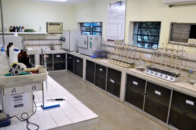 Lab de Solos.JPG Lab de Solos.JPG