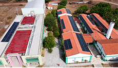 Quase 300 placas fotovoltaicas foram instaladas no campus Tabuleiro do Norte.