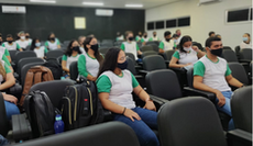 Estudantes das turmas de 2º ano são recepcionados no campus (Foto: Sildemberny Souza)