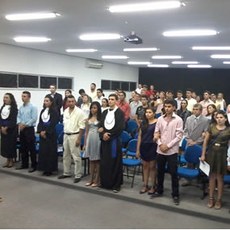 Auditório do campus de Tauá durante a cerimônia de formatura referente ao semestre 2014.1 dos cursos superior em Telemática e técnico em Agronegócio