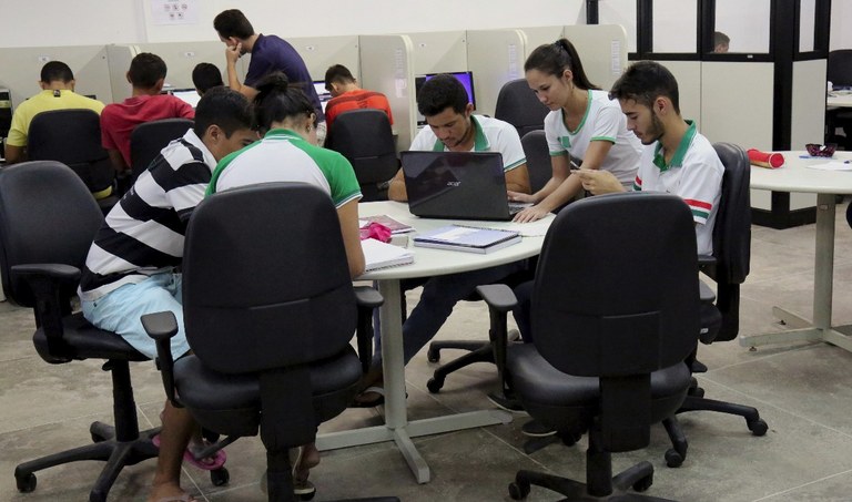 BIBLIOTECA 0111.jpg