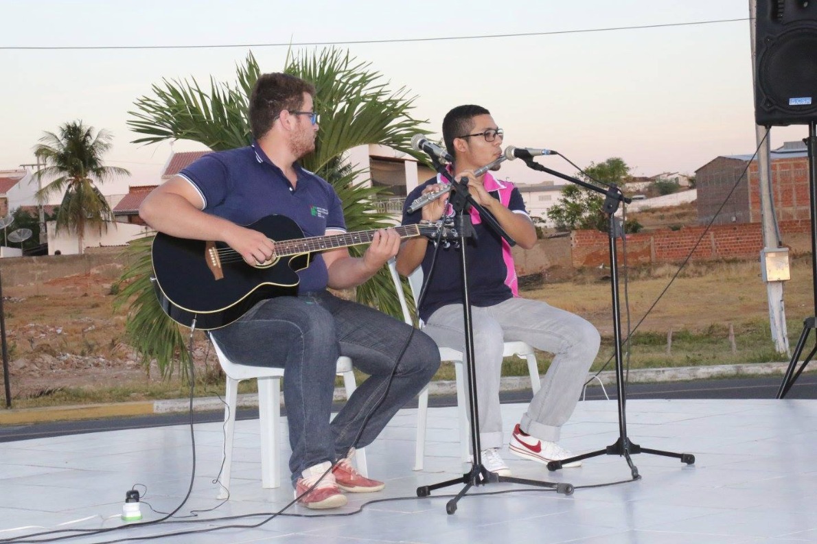 Encerramento com apresentações musicais