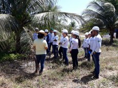Estudantes em visita técnica
