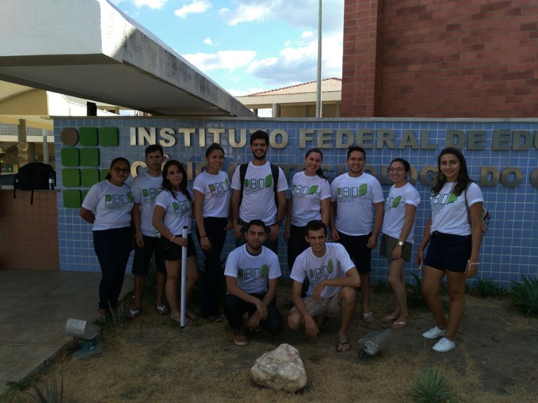 Estudantes do Pibid de Tianguá em evento