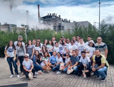 Estudantes visitam usina termelétrica