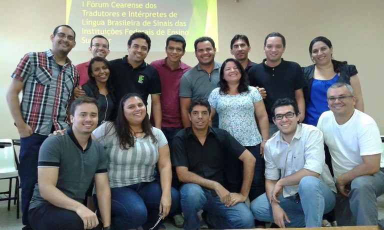  Intérpretes reunidos em encontro