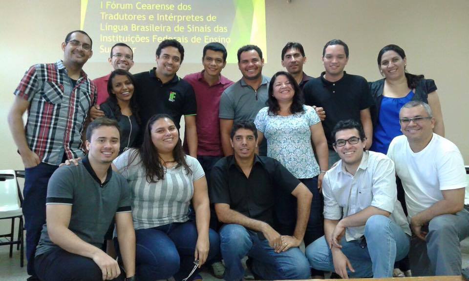  Intérpretes reunidos em encontro