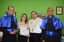 Empresária em homenagem com gestores