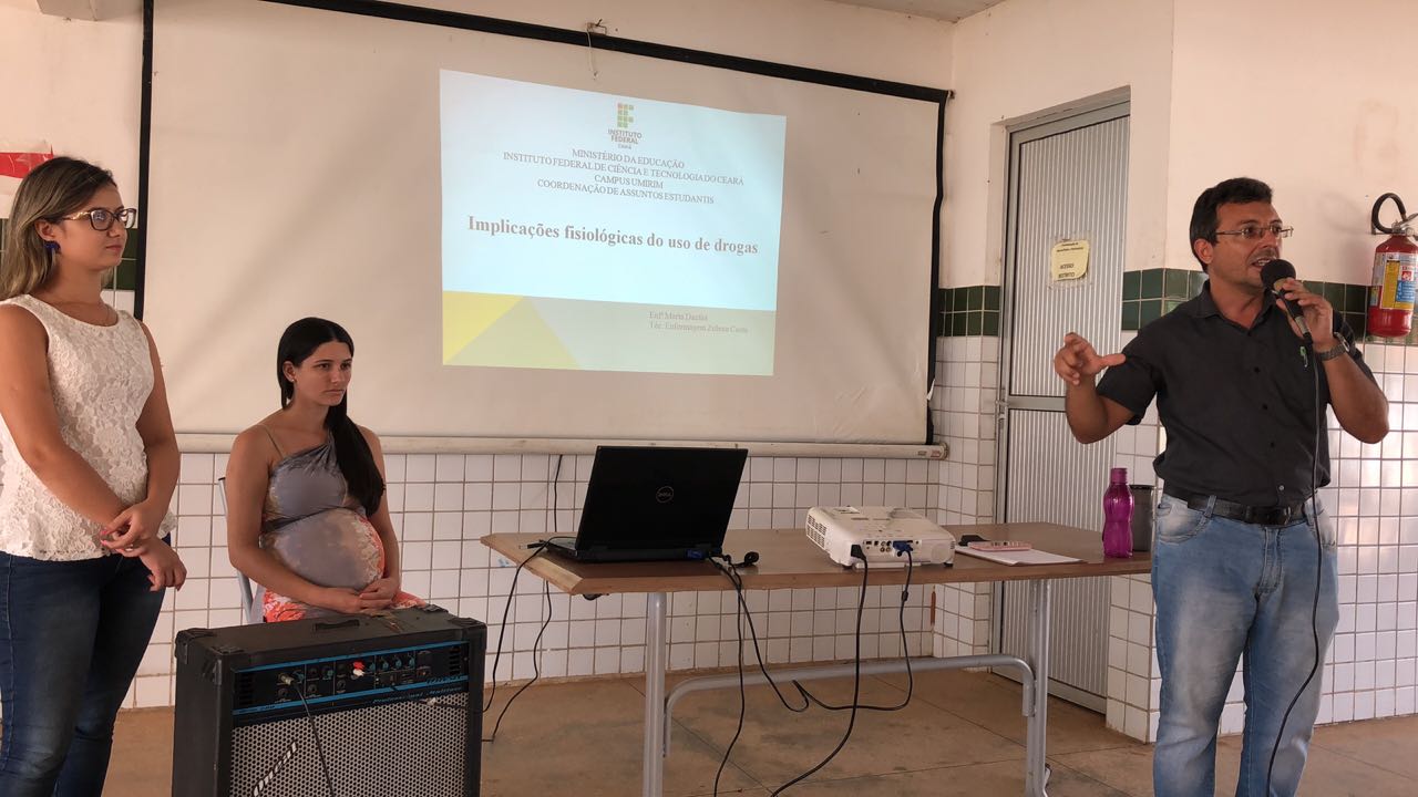 Umirim promove palestra sobre drogas