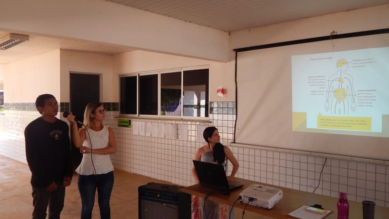 Umirim promove palestra sobre drogas Umirim promove palestra sobre drogas